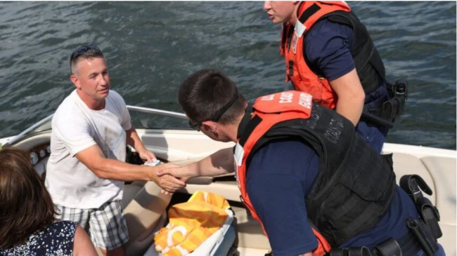 The Answer Is 3 U S Coast Guard Taps Cellphone Location Data To Speed Up Mariner Searches In Voluntary Program Waterway Guide News Update