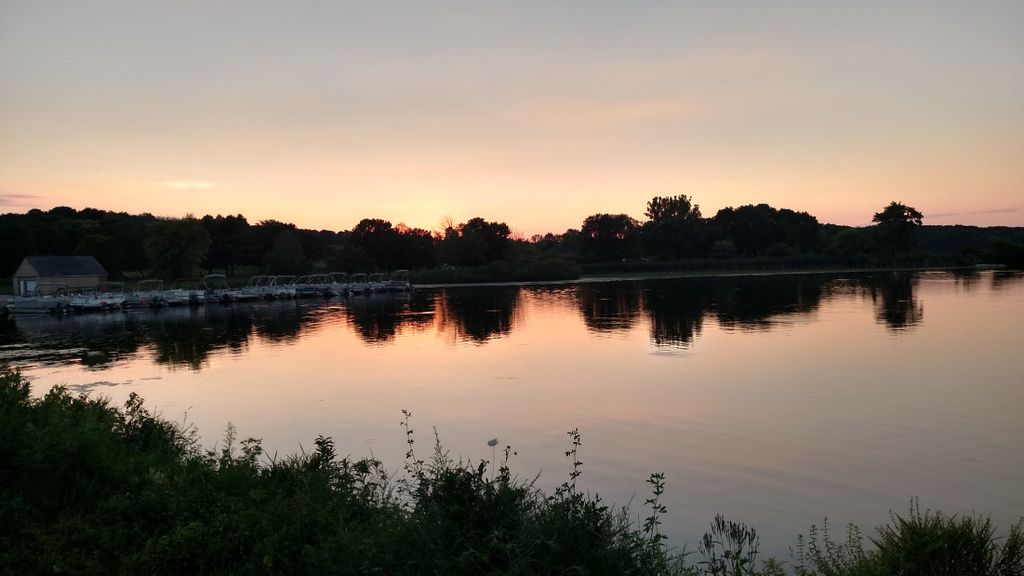 Shabbona Lake Update on Lakeside, boat rentals, food, stuff Waterway